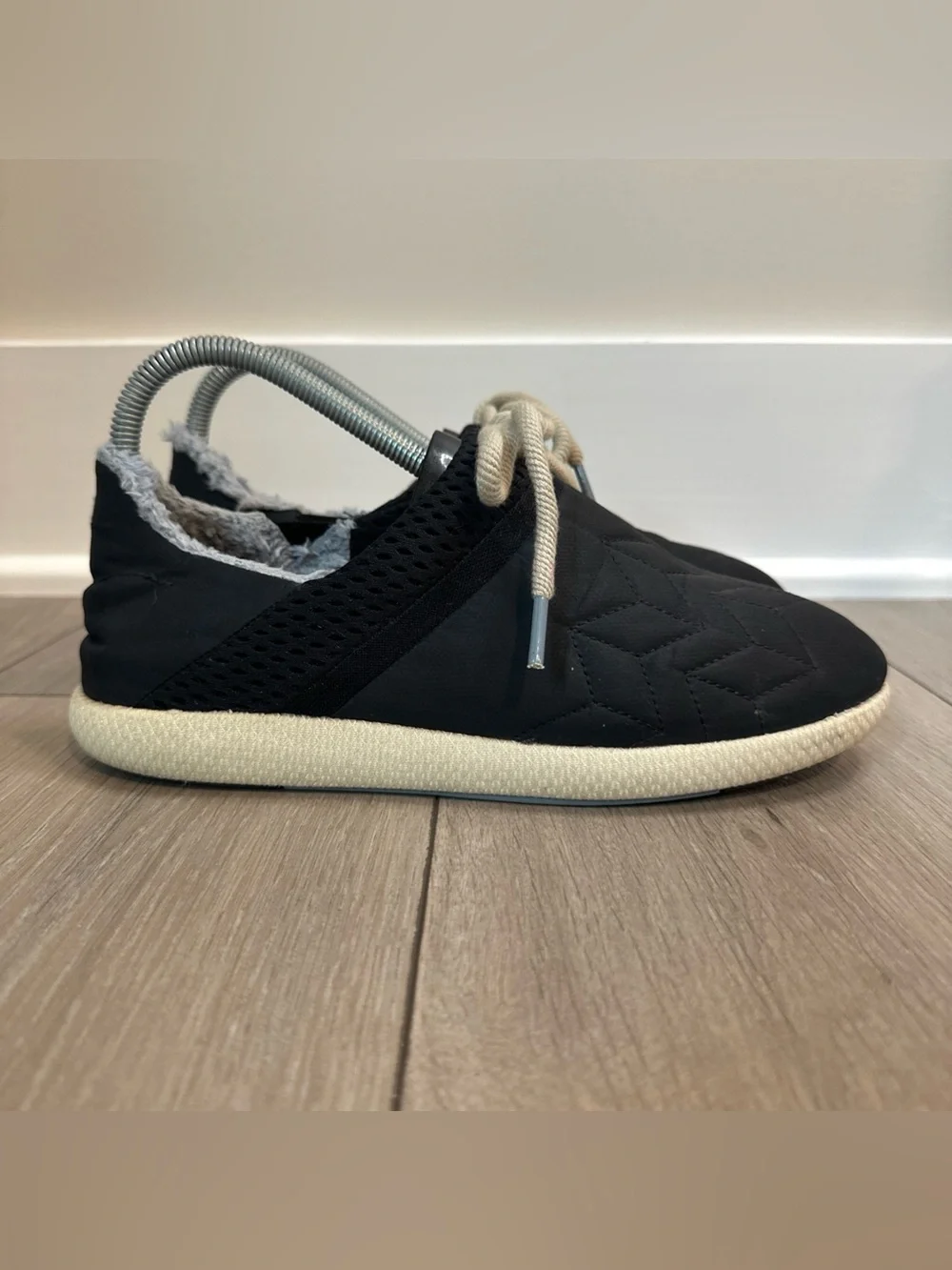 OluKai lightweight flats